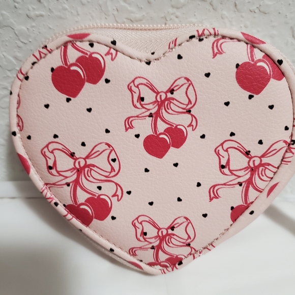 Luv Betsey By Betsy Johnson Heart-Shaped Wristlet with Pink Bows and hearts - Picture 3 of 9